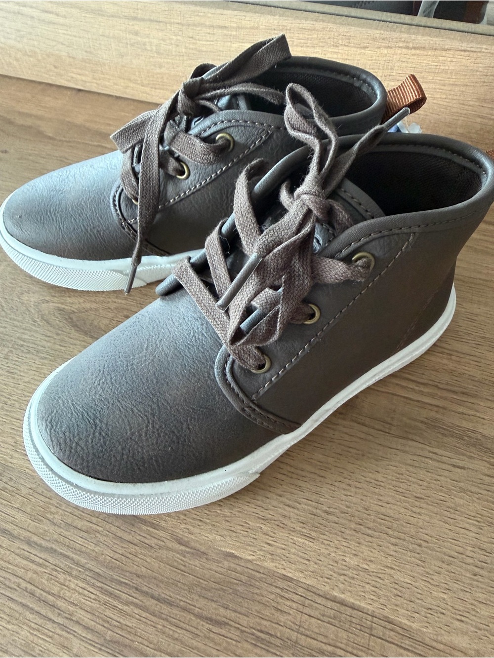 Levi's Kids Brown High-Top Sneakers with White Sole